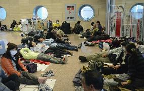 Travelers stranded in Cairo airport