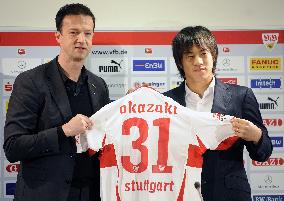 Okazaki joins Stuttgart