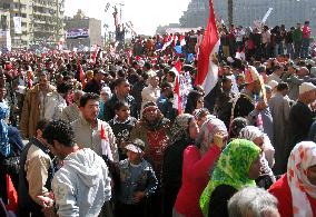 Egypt celebrates after ousting of Mubarak