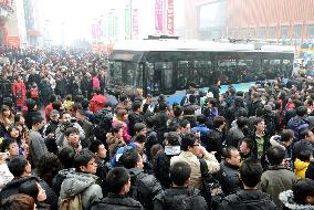 China's 'Jasmine Revolution' draws small crowds