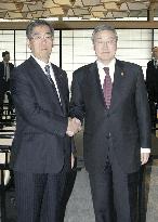 Japan, South Korean foreign ministers