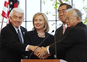 Clinton in Japan