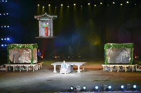 N. Korea holds 1st large-scale magic show
