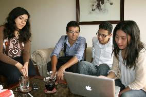 Young Egyptians, Japanese hold dialogue via Internet