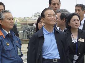 Chinese premier Wen visits disaster-hit areas