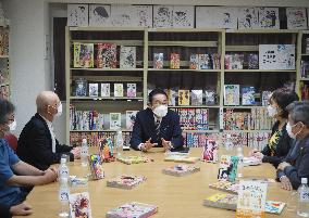 Japan PM Kishida meets with manga artists