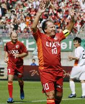 Zico stars for Kashima greats in charity match