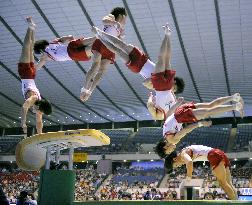 Uchimura captures 3rd straight NHK Cup