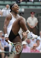 Serena Williams loses in fourth round at Wimbledon