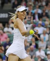 Sharapova advances to Wimbledon semifinals