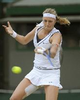 Kvitova advances to Wimbledon semifinals