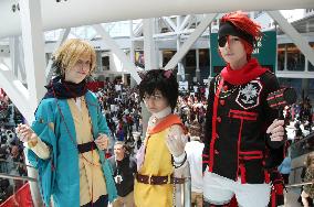 U.S. cosplayers, fans gather for Anime Expo in L.A.