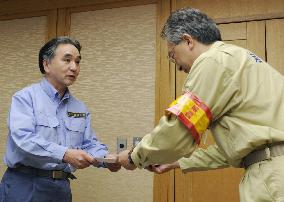 Reconstruction minister Hirano in Iwate Pref.