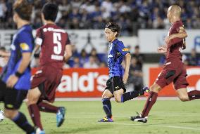 Usami scores before departing to Germany