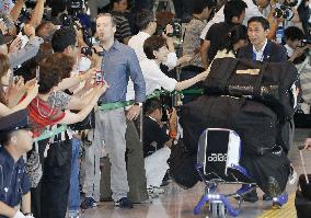 'Nadeshiko Japan' return home with victory