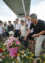 Families mourn victims of train accident