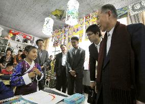 Japan envoy in Tibet