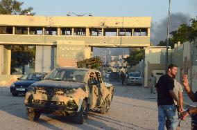 Libyan opposition enters capital