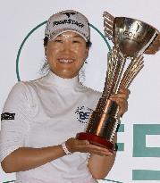 Ye wins Golf 5 Ladies