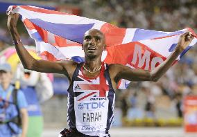 Farah wins 5,000m at world c'ships