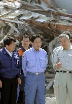 PM Noda visits tsunami-hit areas