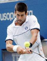 Djokovic advances to U.S. Open final