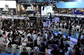 Tokyo Game Show opens
