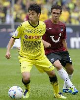 Dortmund's Kagawa scores 1st goal in season
