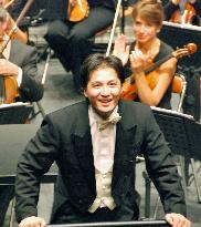 Japanese conductor Kakiuchi wins competition in France