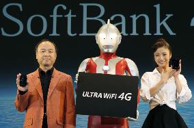 Softbank's smartphone compatible with high-speed service