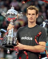 Murray beats Nadal to win Japan Open