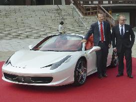 Ferrari's new convertible 458 Spider