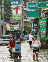 Northern Bangkok inundated