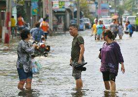 Northern Bangkok inundated