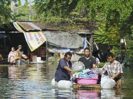 Flood-hit Bangkok suburbs
