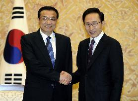 S. Korean President Lee, Chinese Vice Premier Li meet
