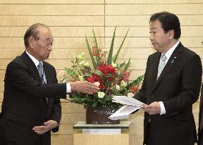 Okinawa Gov. Nakaima meets PM Noda