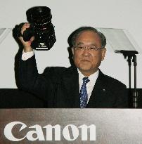 Canon to foray into movie camera market