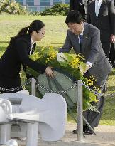 PM Noda at monument of Ehime Maru accident in Honolulu