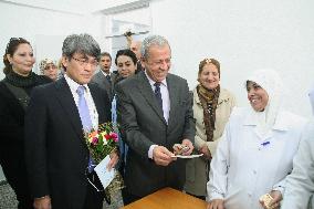 Japan envoy visits refugee camp in Gaza