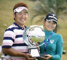 Takayama wins Casio World Open