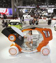 Tokyo Motor Show opens to press