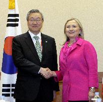 U.S., S. Korean foreign chiefs in Busan