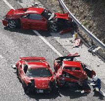 3 Ferraris wrecked