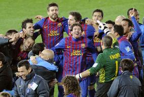 Barcelona lift Club World Cup