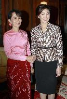 Thai premier meets Suu Kyi