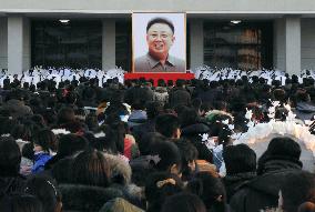 N. Koreans mourn Kim Jong Il
