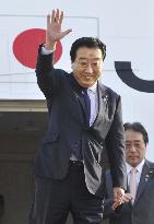 Japan PM Noda leaves Beijing