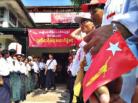 Suu Kyi's NLD holds rally on independence day