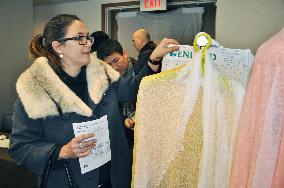 N.Y. trade fair features textile makers from quake-hit area
